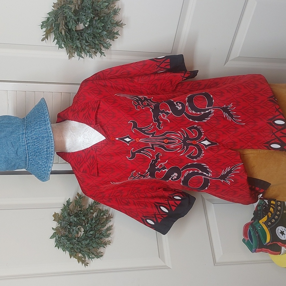 Vintage 90's / Y2k Red Dragon Print Club Shirt, Large
